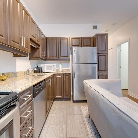 Апартаменты M11 - Stylish & Cozy 2Bdr In Plateau Монреаль Экстерьер фото